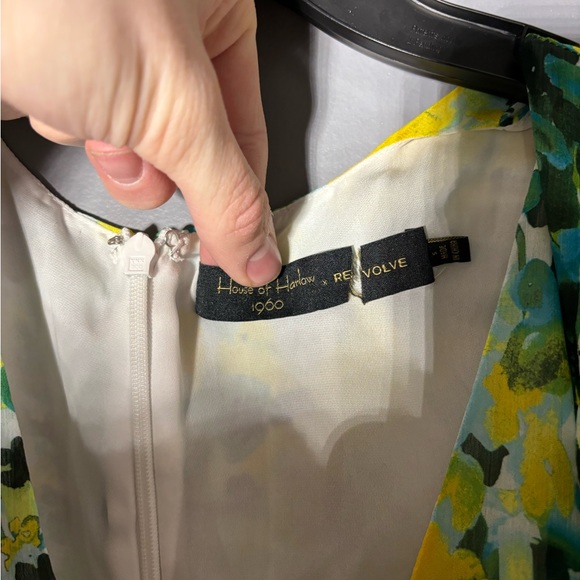 House of Harlow 1960 x REVOLVE Floral Deep V Maxi Dress Size Small - Picture 3 of 3